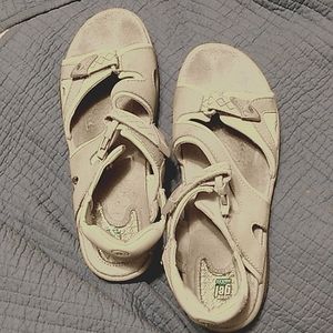 Womens sandsls